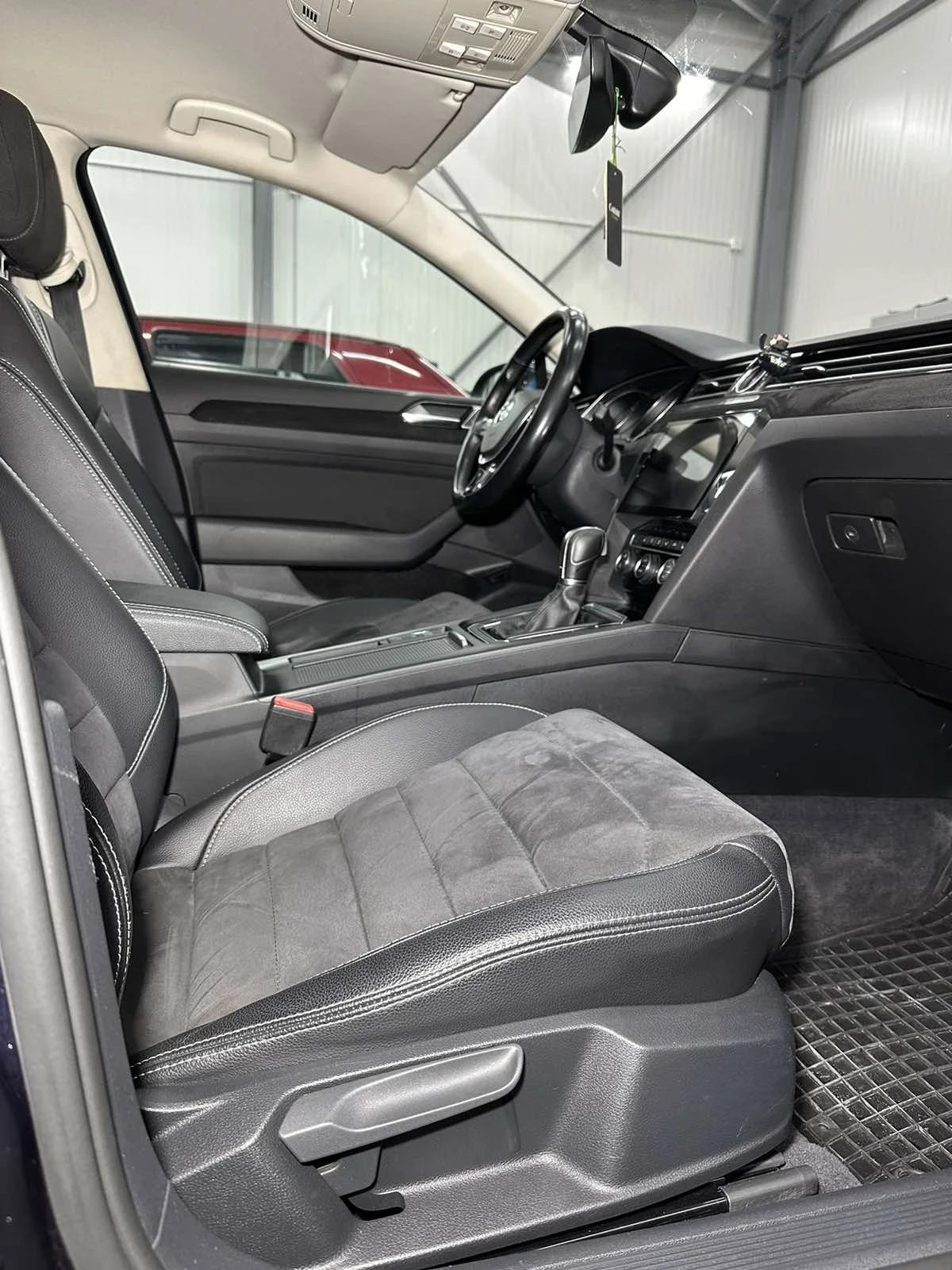 VW Passat, снимка 10 - Автомобили и джипове - 54388500