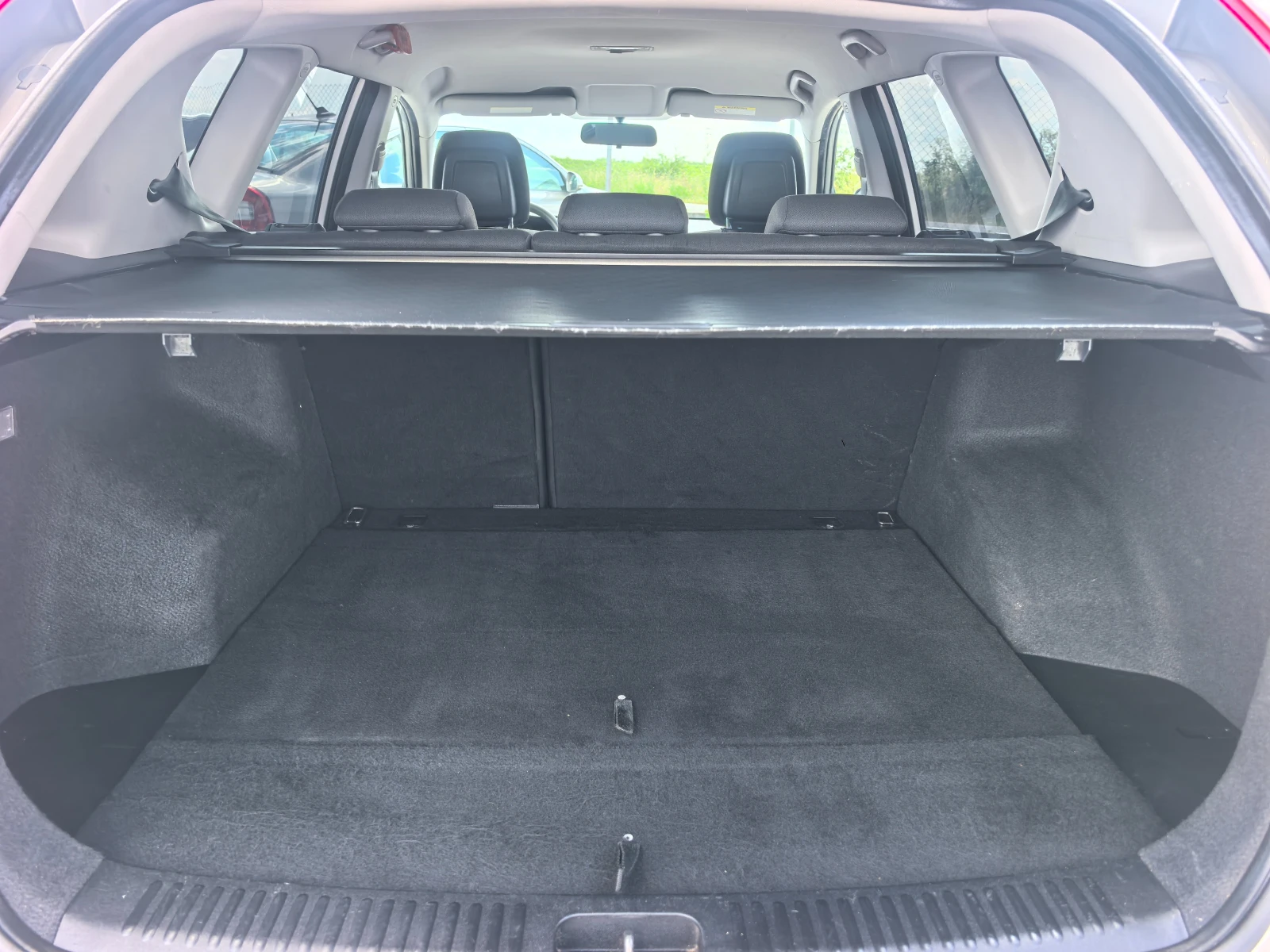 Kia Ceed 1.6i, снимка 11 - Автомобили и джипове - 54821978
