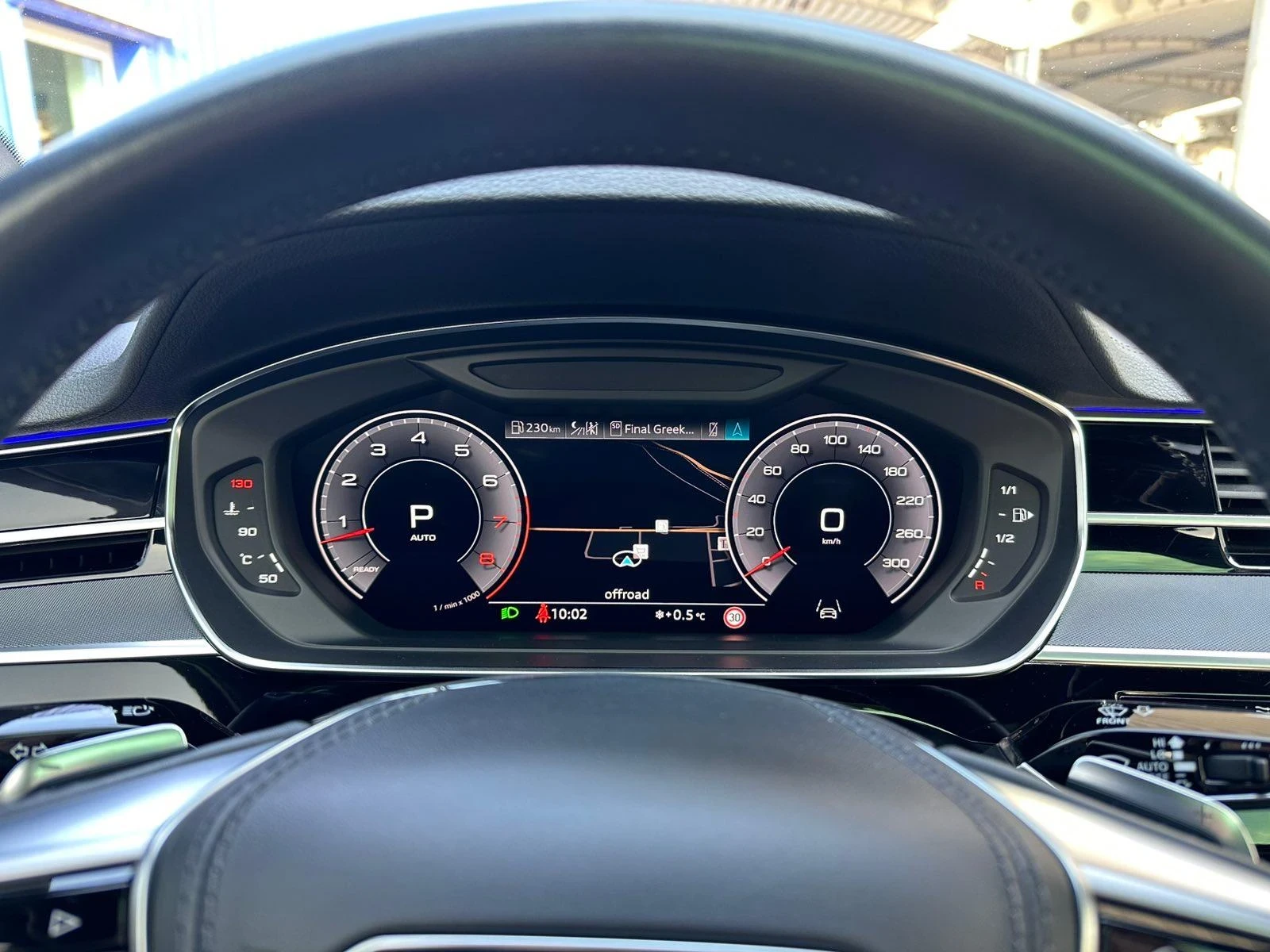 Audi A8 5.0TFSI 77 000км. ПЪЛНА СЕРВИЗНА ИСТОРИЯ* , снимка 8 - Автомобили и джипове - 55037723