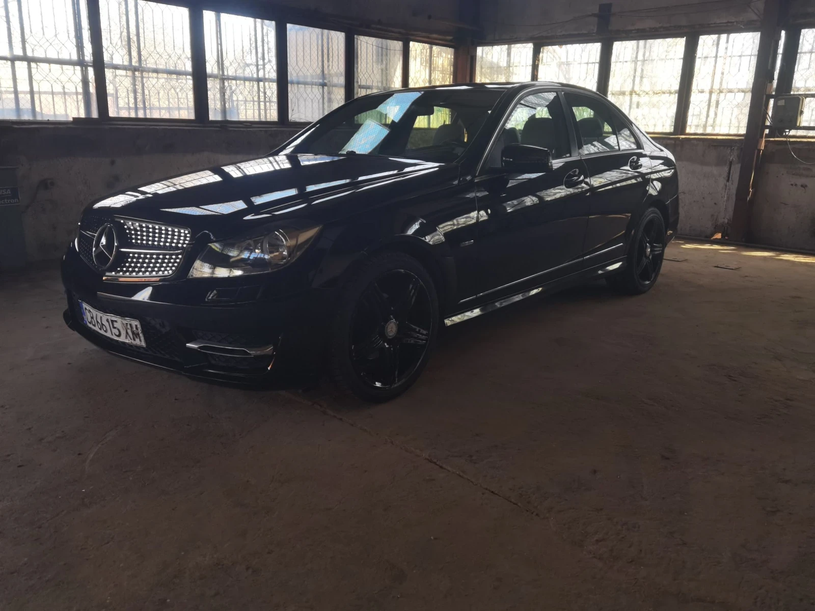 Mercedes-Benz C 180 W204, снимка 4 - Автомобили и джипове - 55341536