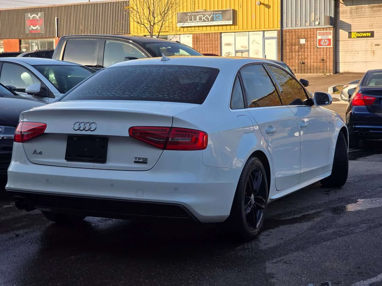 Audi A4 * Progressiv plus * CARFAX * ЦЕНА ДО БГ, снимка 4 - Автомобили и джипове - 55379962