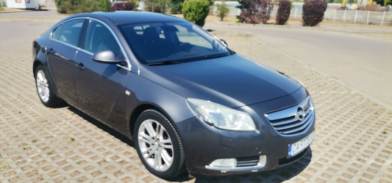 Opel Insignia 2.0 CDTI, снимка 10 - Автомобили и джипове - 55392462