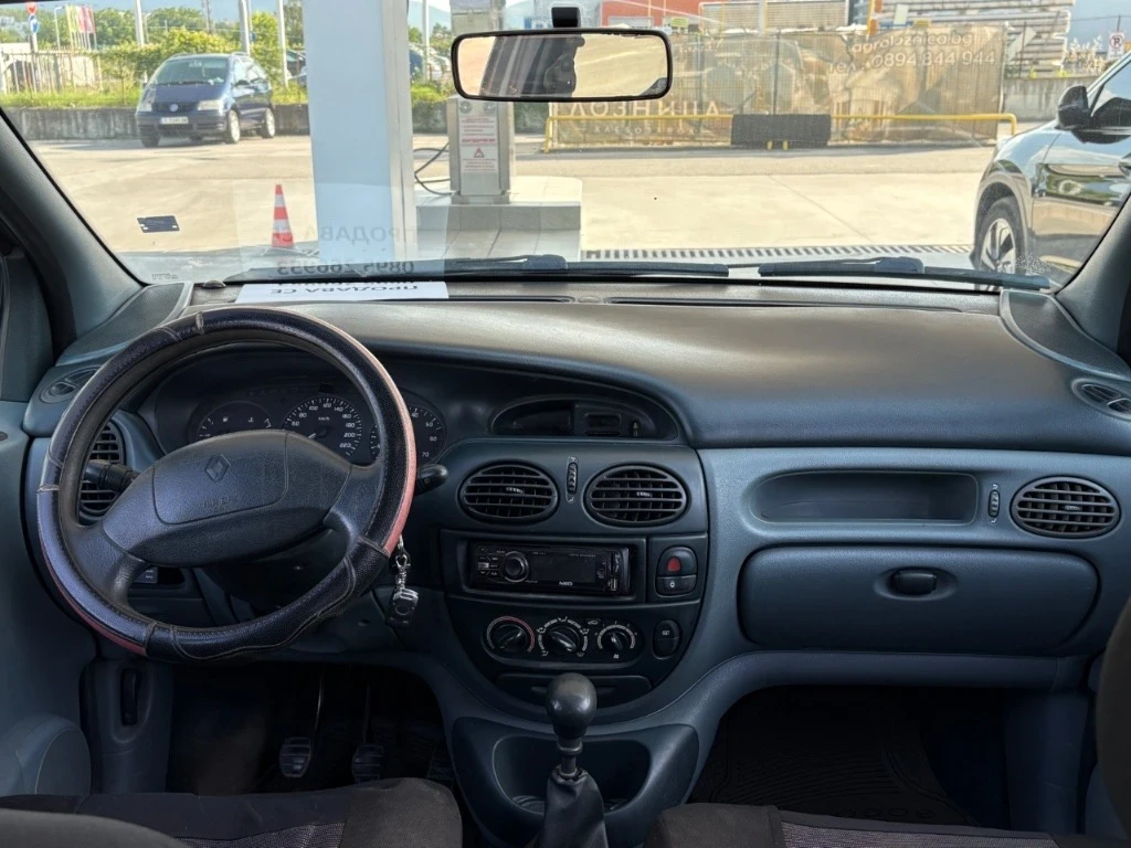 Renault Scenic, снимка 5 - Автомобили и джипове - 55402705