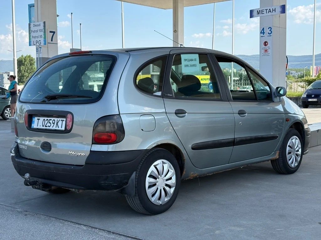 Renault Scenic, снимка 3 - Автомобили и джипове - 55402705