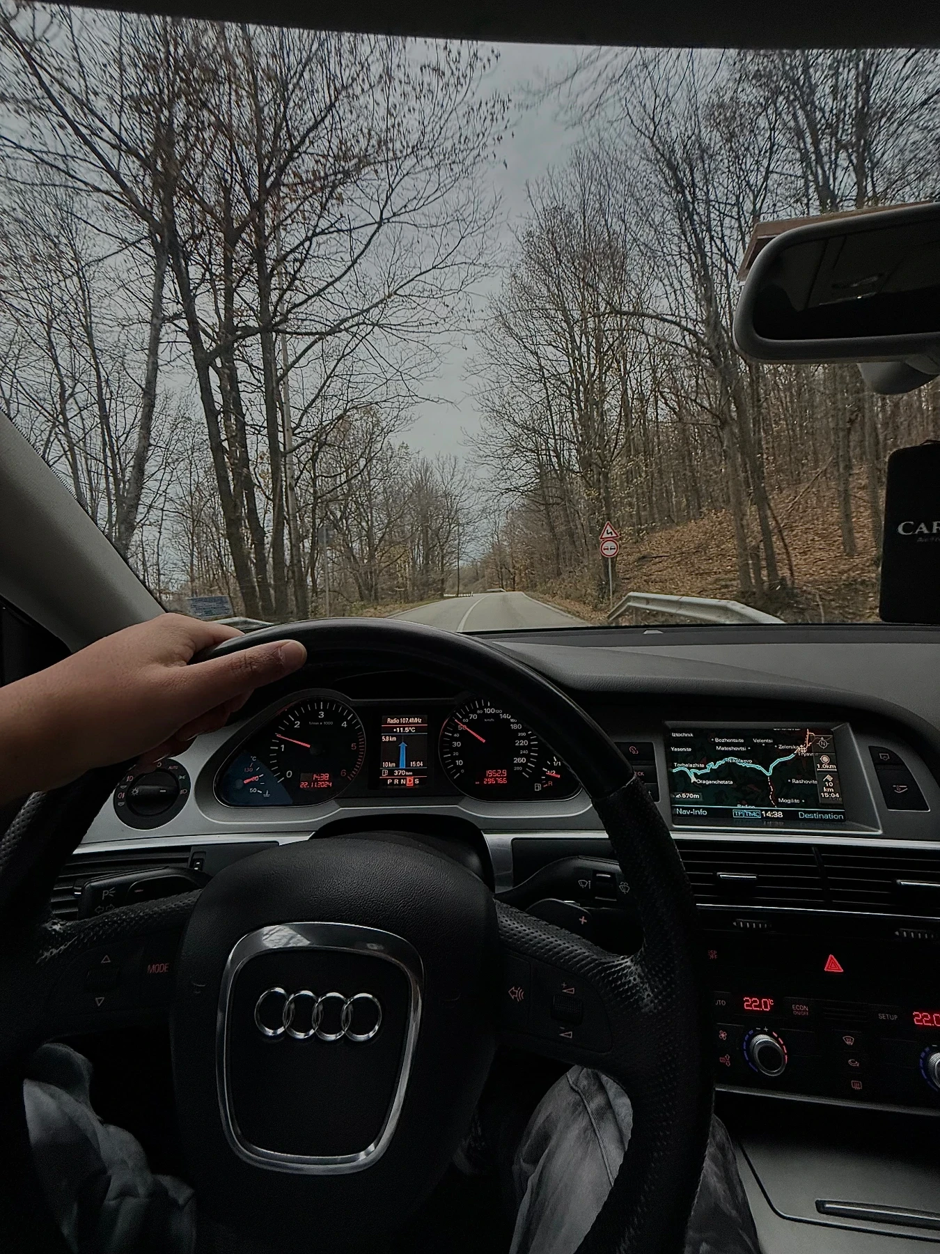 Audi A6, снимка 5 - Автомобили и джипове - 55754526
