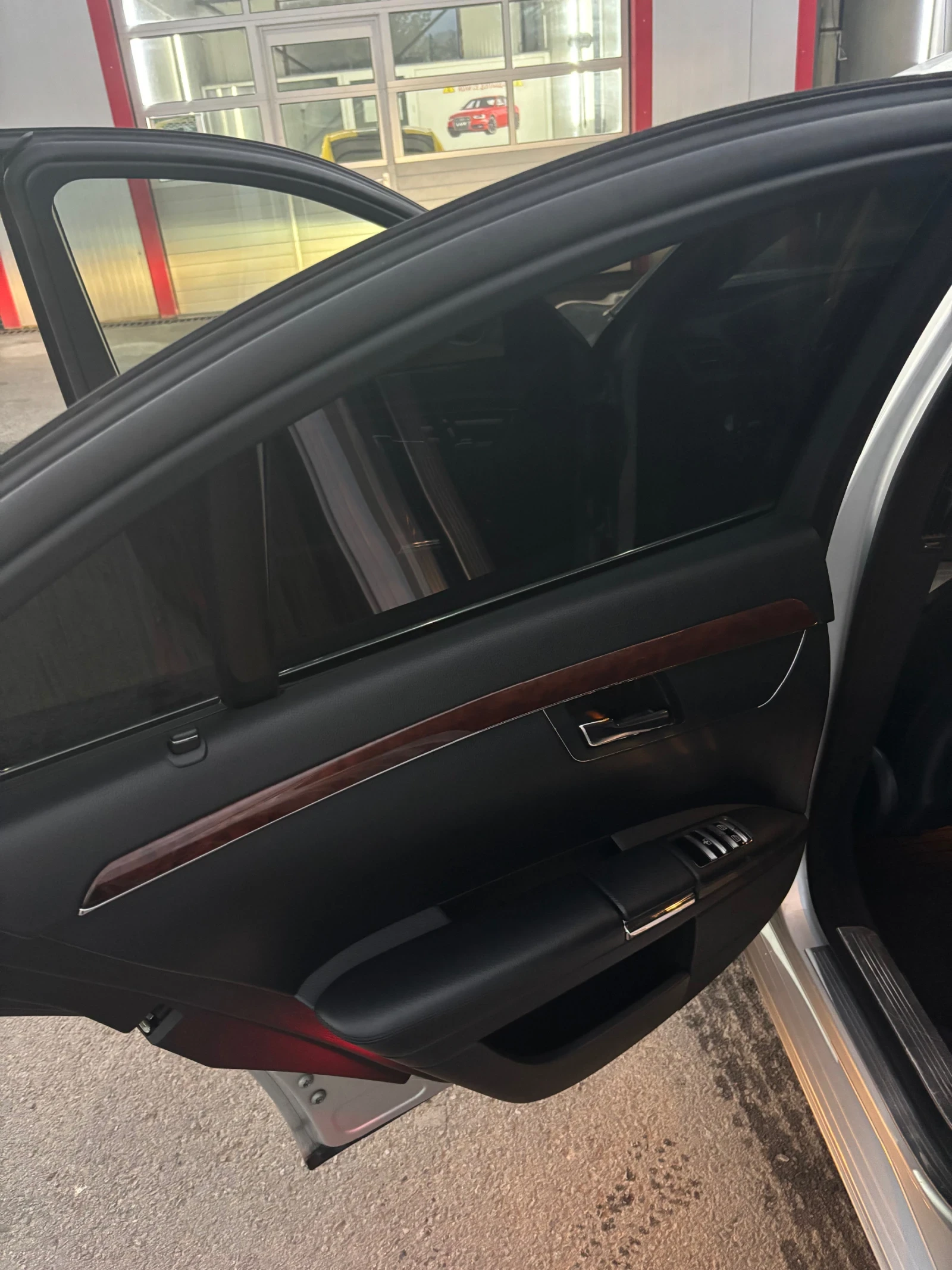Mercedes-Benz S 320, снимка 13 - Автомобили и джипове - 55846834