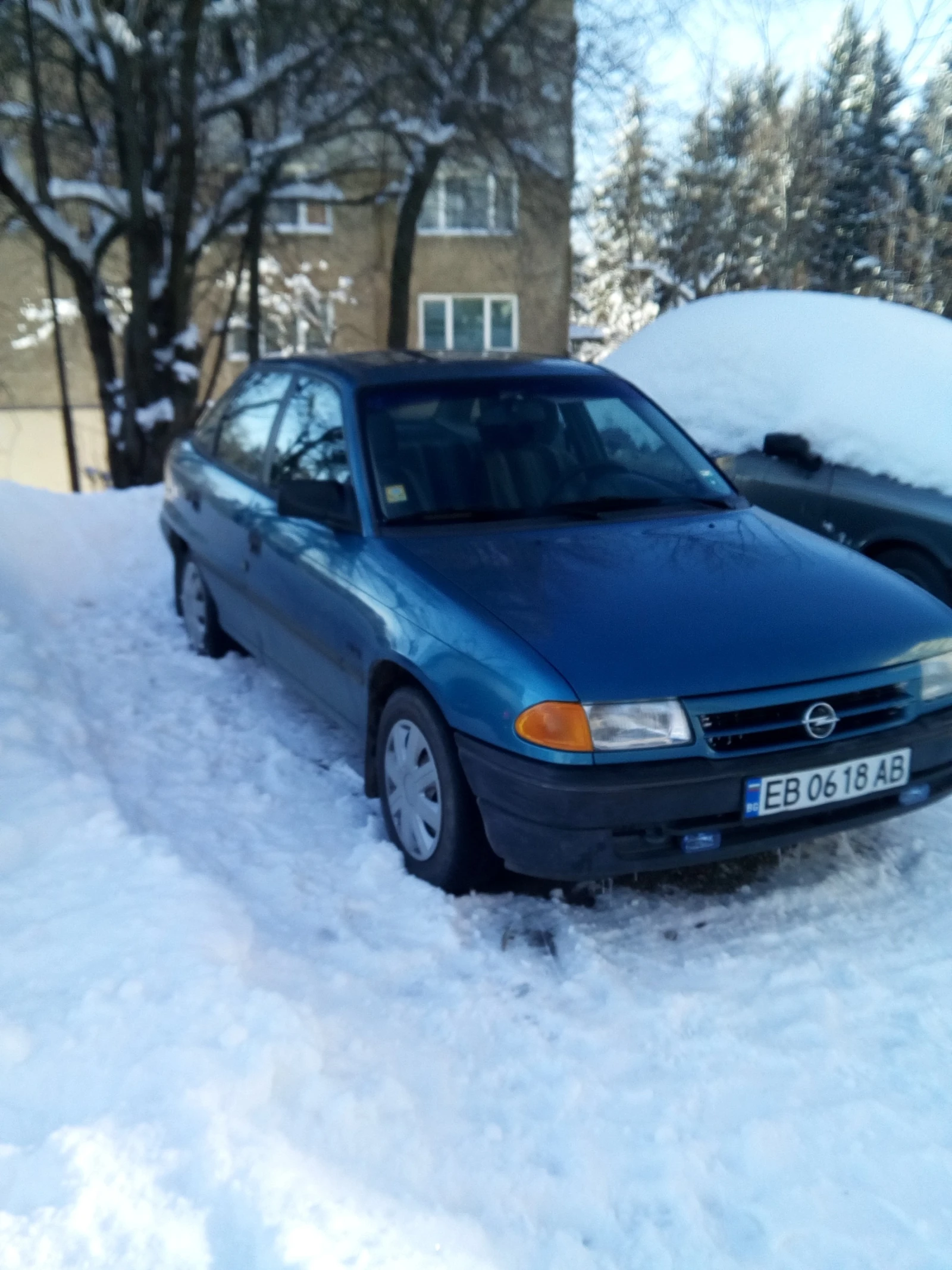 Opel Astra, снимка 2 - Автомобили и джипове - 55898440