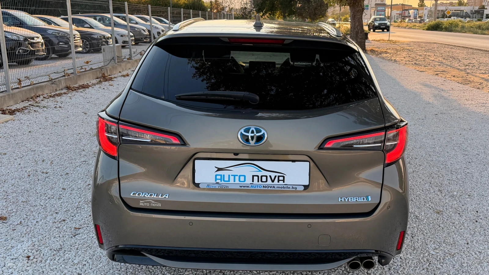 Toyota Corolla 2.0 HYBRID 184 К.С.LOUNGE!ВСИЧКИ ЕКСТРИ!БЕЗ АНАЛОГ, снимка 5 - Автомобили и джипове - 55972181