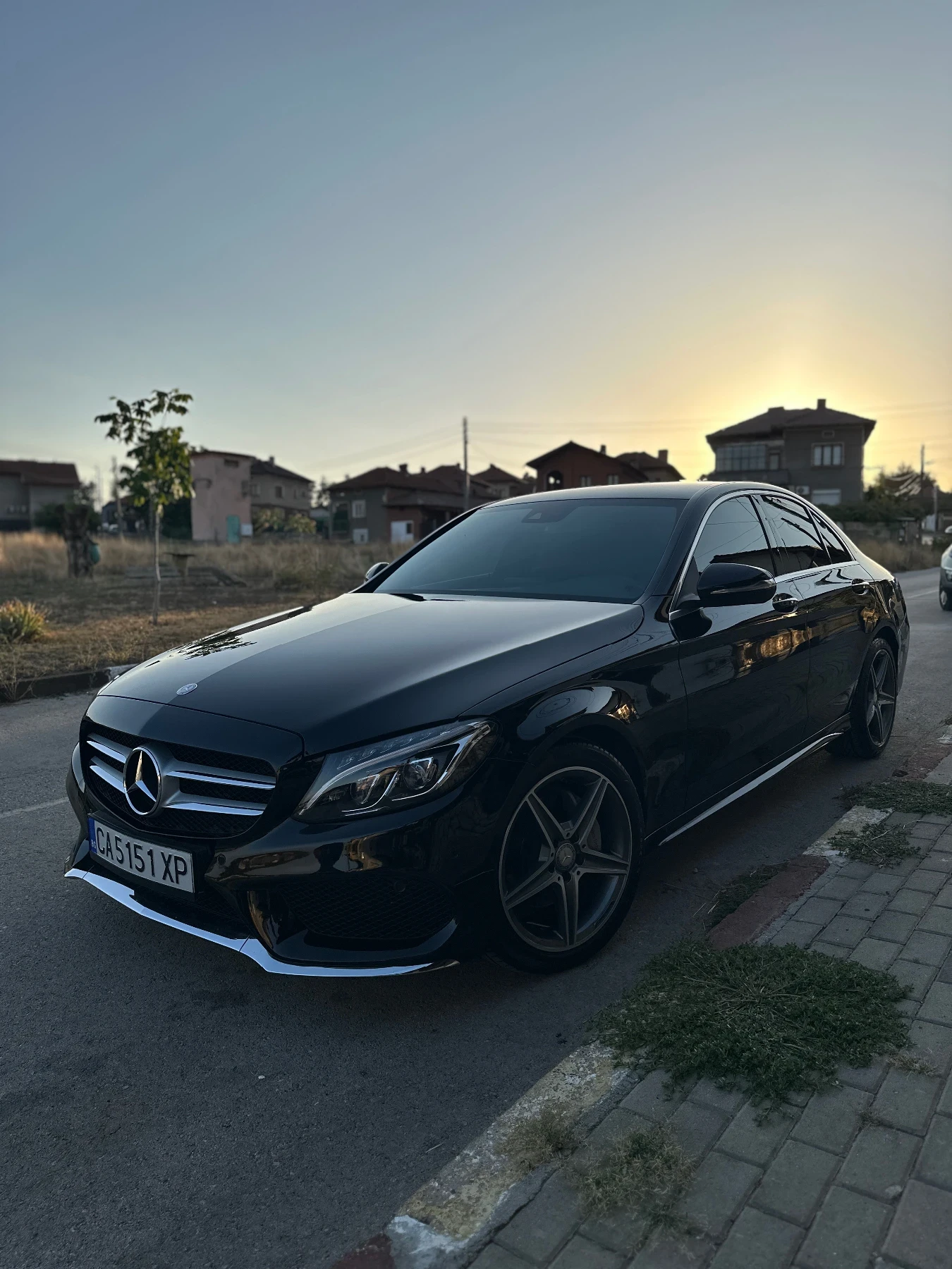 Mercedes-Benz C 220 AMG Line * Реални км , снимка 3 - Автомобили и джипове - 56132042