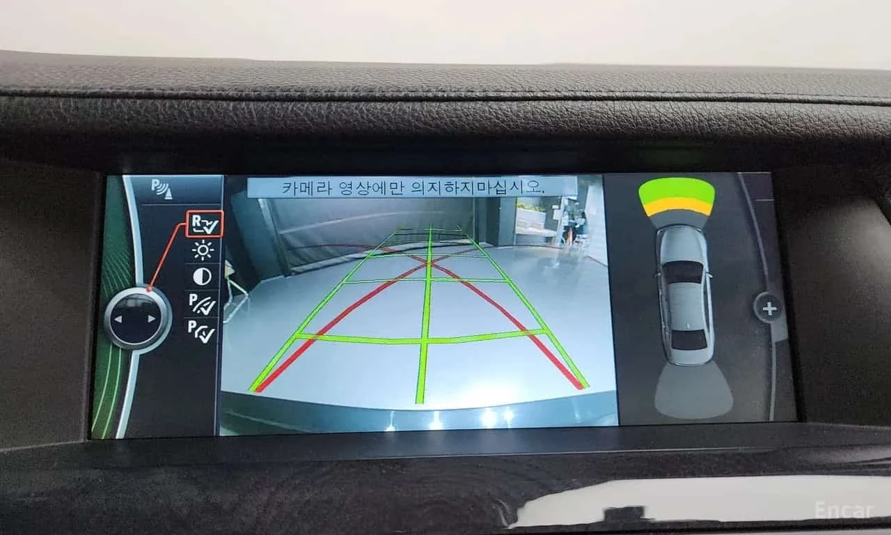 BMW 750 * 750Li M Sports * ЦЕНА ДО БГ, снимка 13 - Автомобили и джипове - 56296526