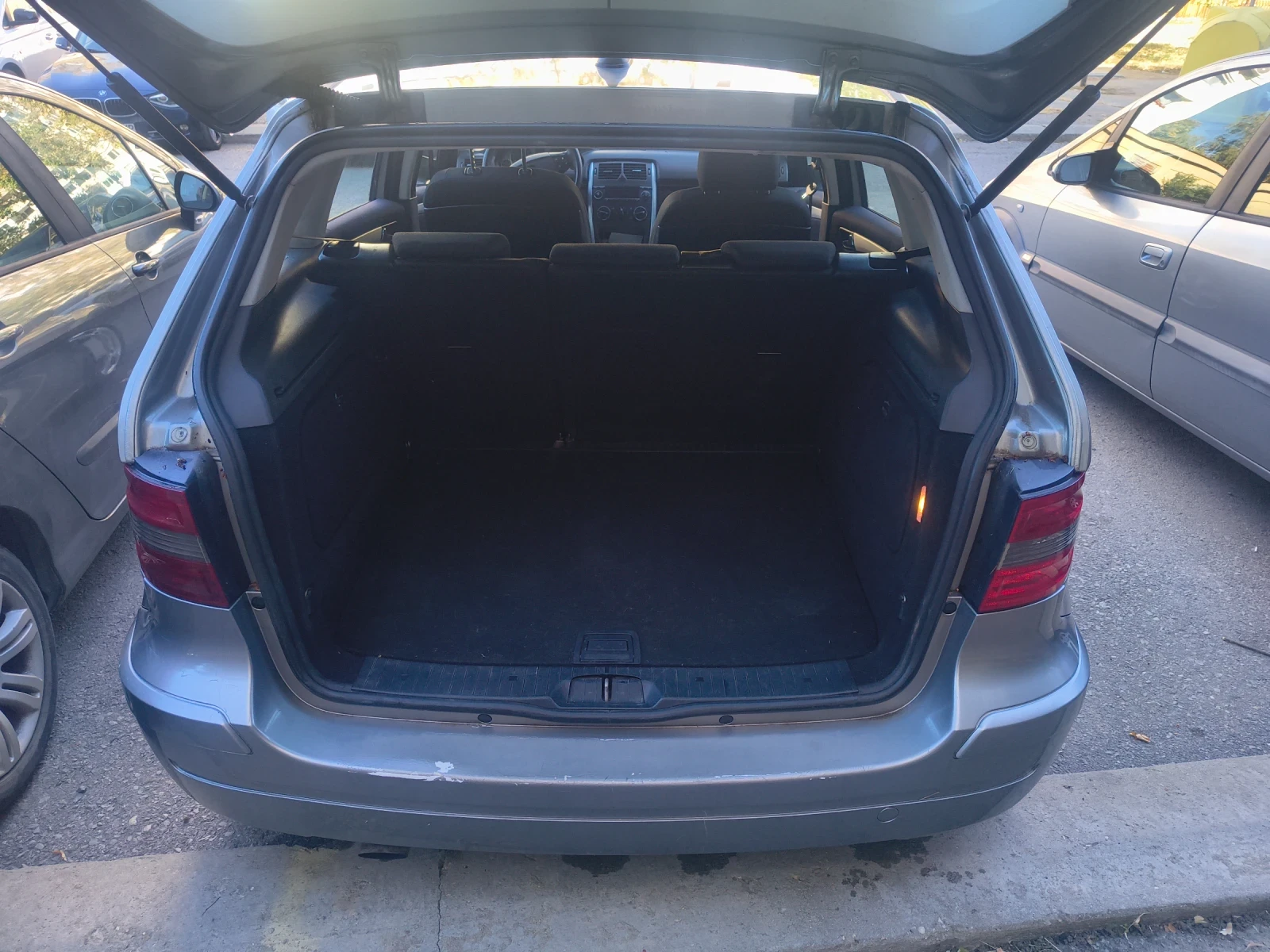 Mercedes-Benz B 180, снимка 7 - Автомобили и джипове - 56345545