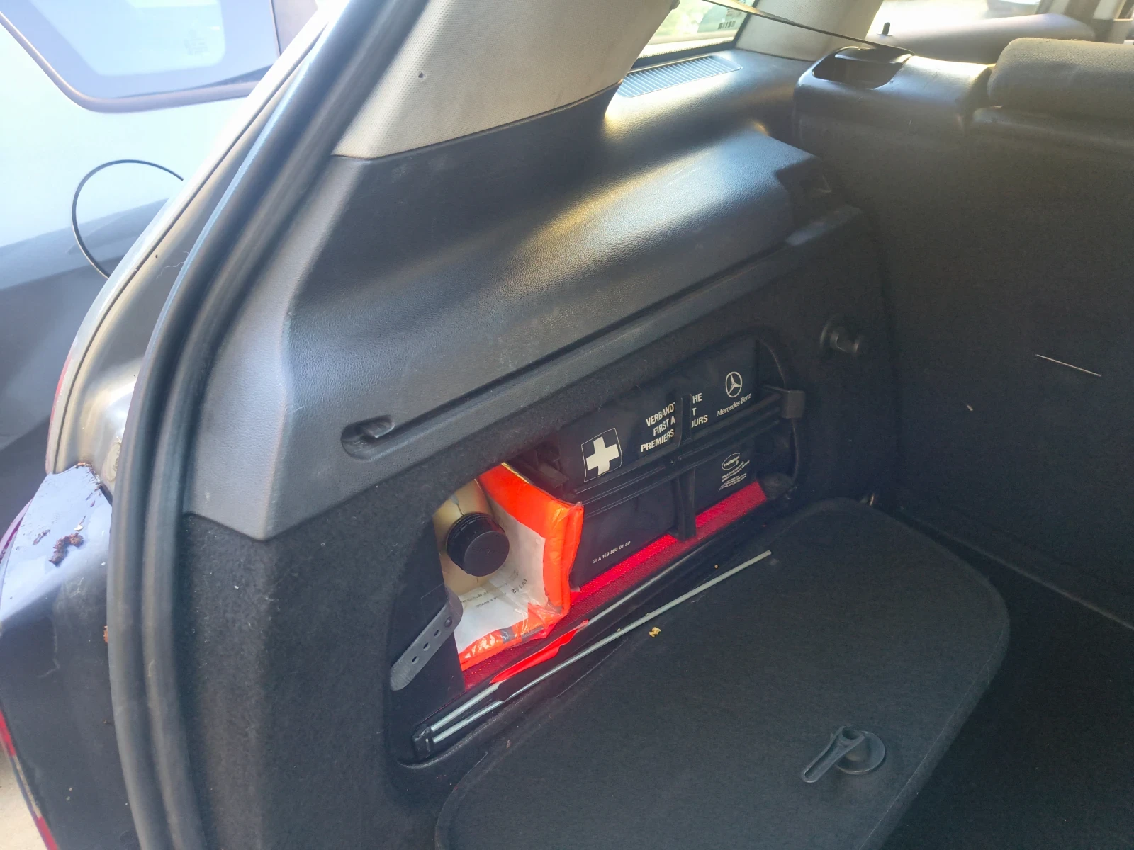 Mercedes-Benz B 180, снимка 9 - Автомобили и джипове - 56345545