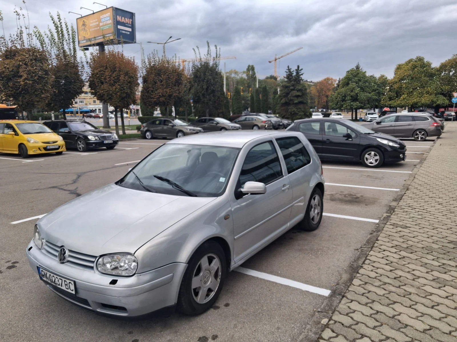 VW Golf, снимка 5 - Автомобили и джипове - 56519641