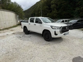 Toyota Hilux WHITE PEARL 2021 | Mobile.bg    12
