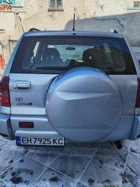 Toyota Rav4, снимка 11 - Автомобили и джипове - 53134744