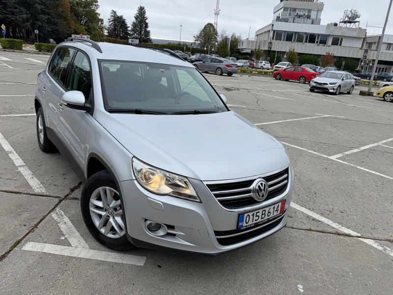VW Tiguan 2.0TDI///4X4///Trend&Fun///Кожа///Top///, снимка 2 - Автомобили и джипове - 51986864