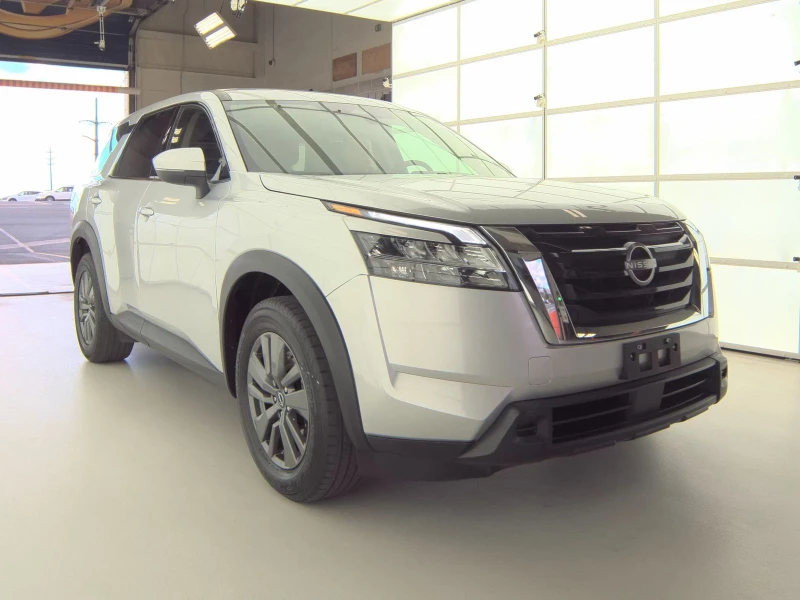 Nissan Pathfinder * S* 4X4