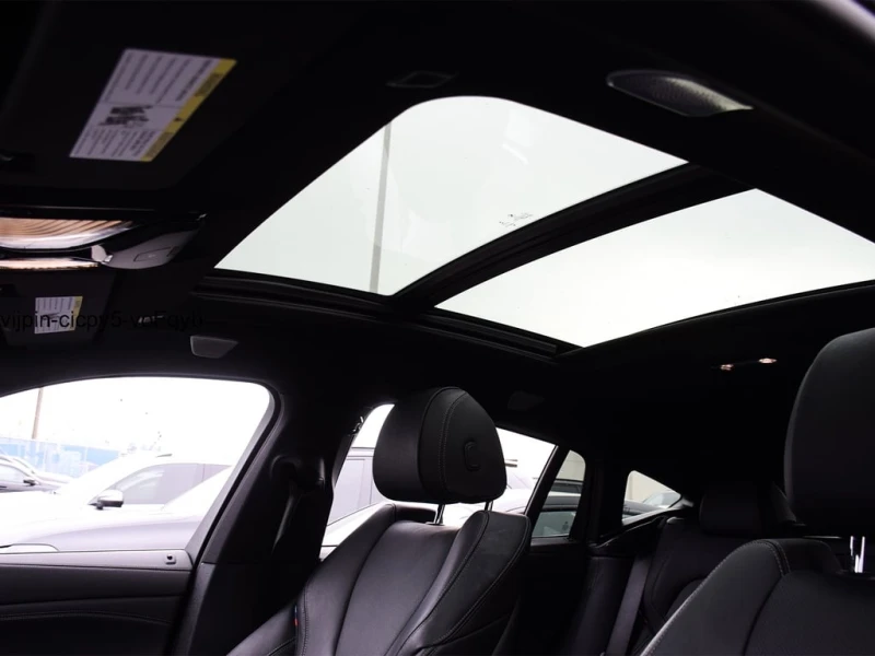 BMW X6 * xDrive40i Bowers & Wilkins/No Accident/1 Owner/C, снимка 11 - Автомобили и джипове - 52726276