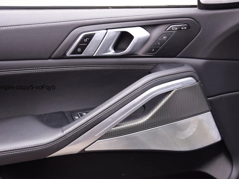 BMW X6 * xDrive40i Bowers & Wilkins/No Accident/1 Owner/C, снимка 12 - Автомобили и джипове - 52726276