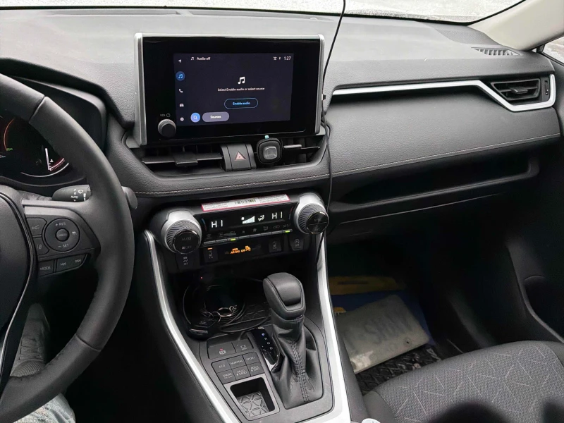 Toyota Rav4 XLE * * CARFAX * * АВТО КРЕДИТ * * , снимка 8 - Автомобили и джипове - 52755815