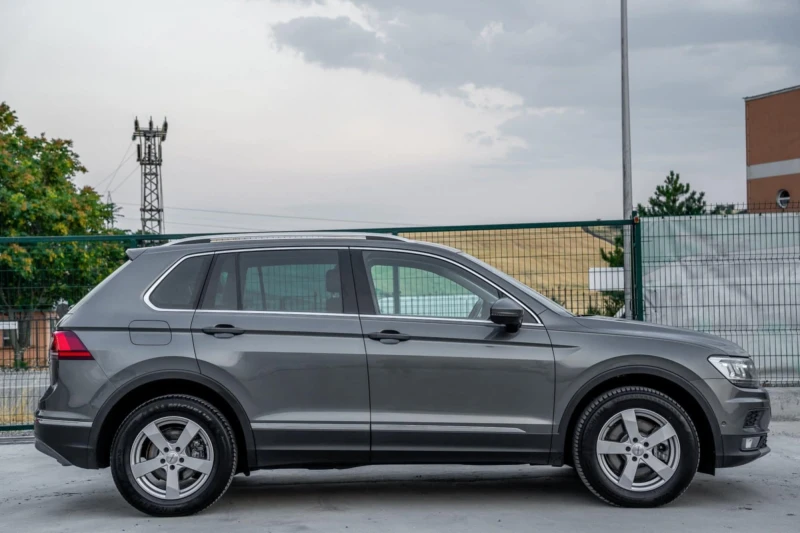 VW Tiguan VW Tiguan 2.0TDI/DSG/HIGHLINE/4MOTION/SCR/DIGITAL, снимка 8 - Автомобили и джипове - 52979249