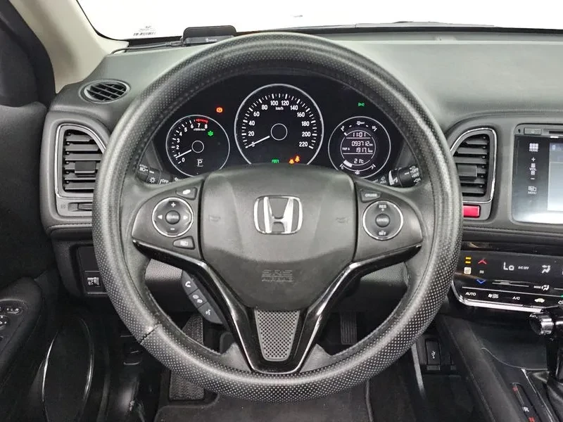 Honda Hr-v 1.8, снимка 12 - Автомобили и джипове - 56112325