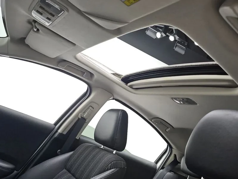 Honda Hr-v 1.8, снимка 17 - Автомобили и джипове - 56112325