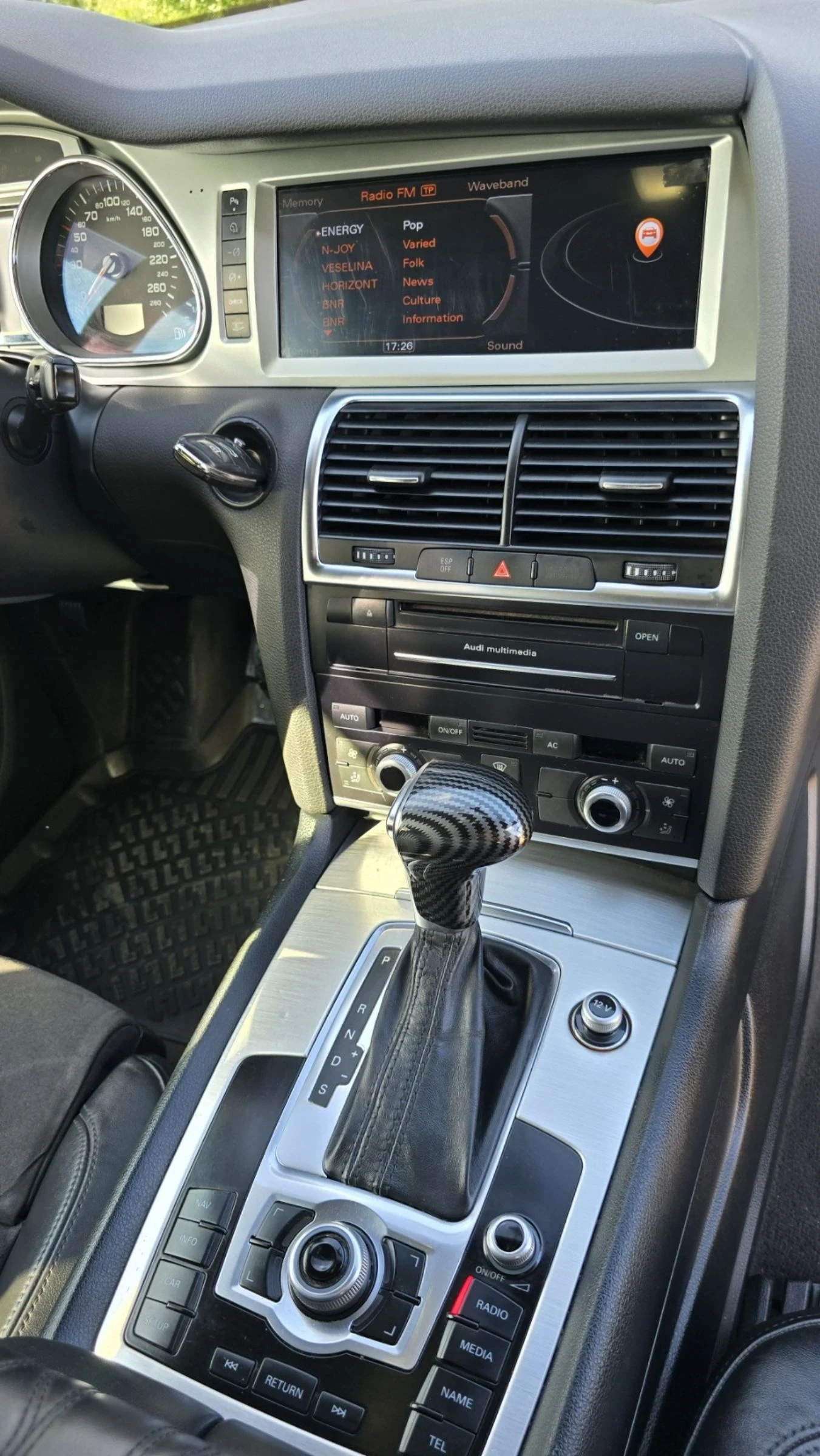 Audi Q7 AUDI Q7 3.0TDI/ S-Line/2010г. - изображение 10