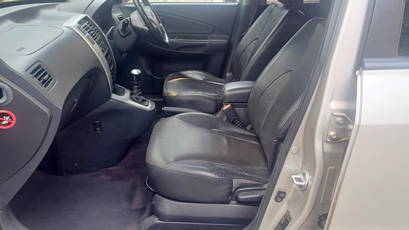 Hyundai Tucson 2, 0 CRDI 4×4 - изображение 9