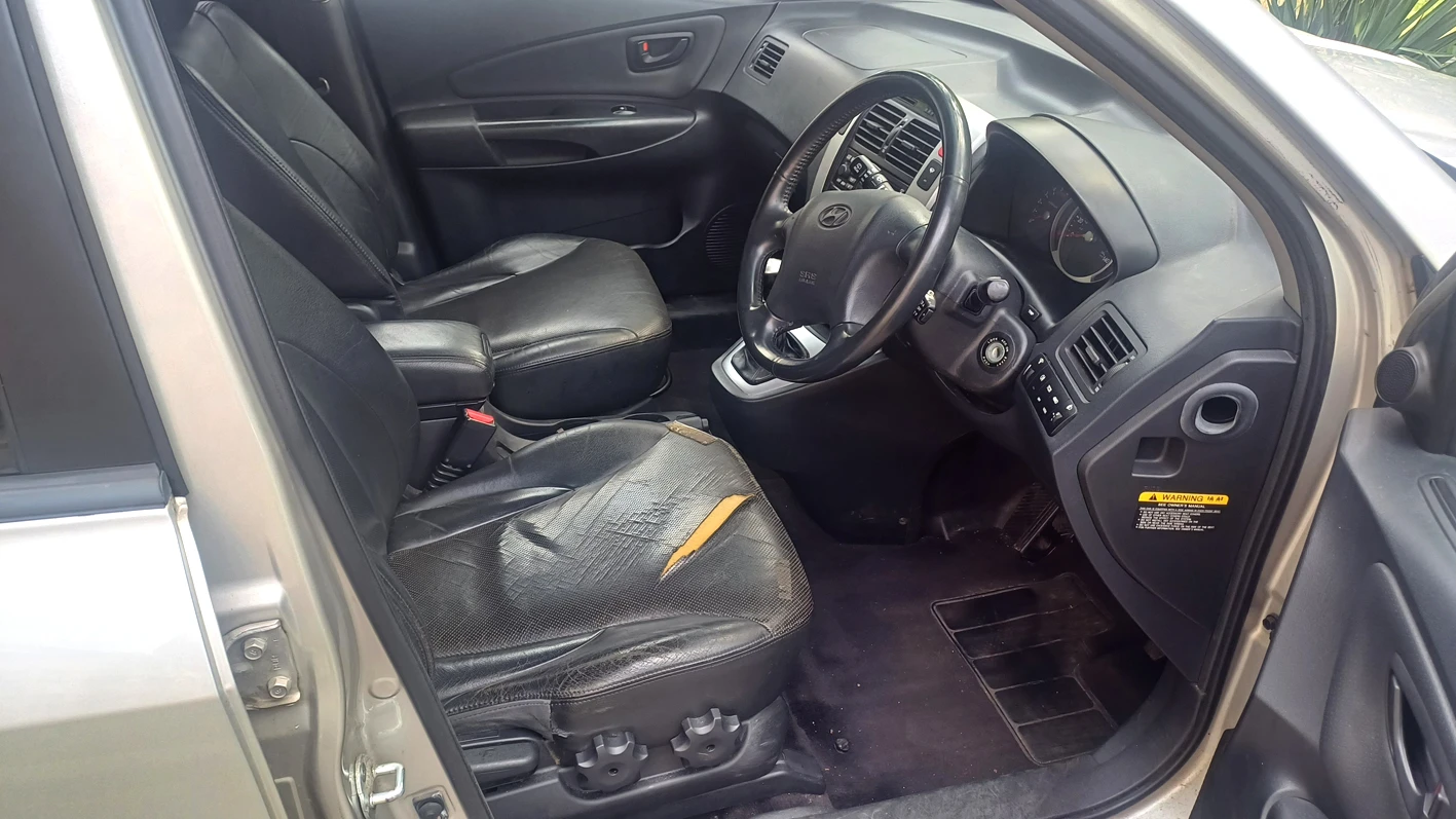 Hyundai Tucson 2, 0 CRDI 4×4 - изображение 10