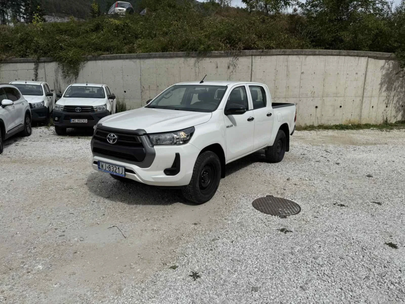 Toyota Hilux WHITE PEARL 2021 - изображение 2
