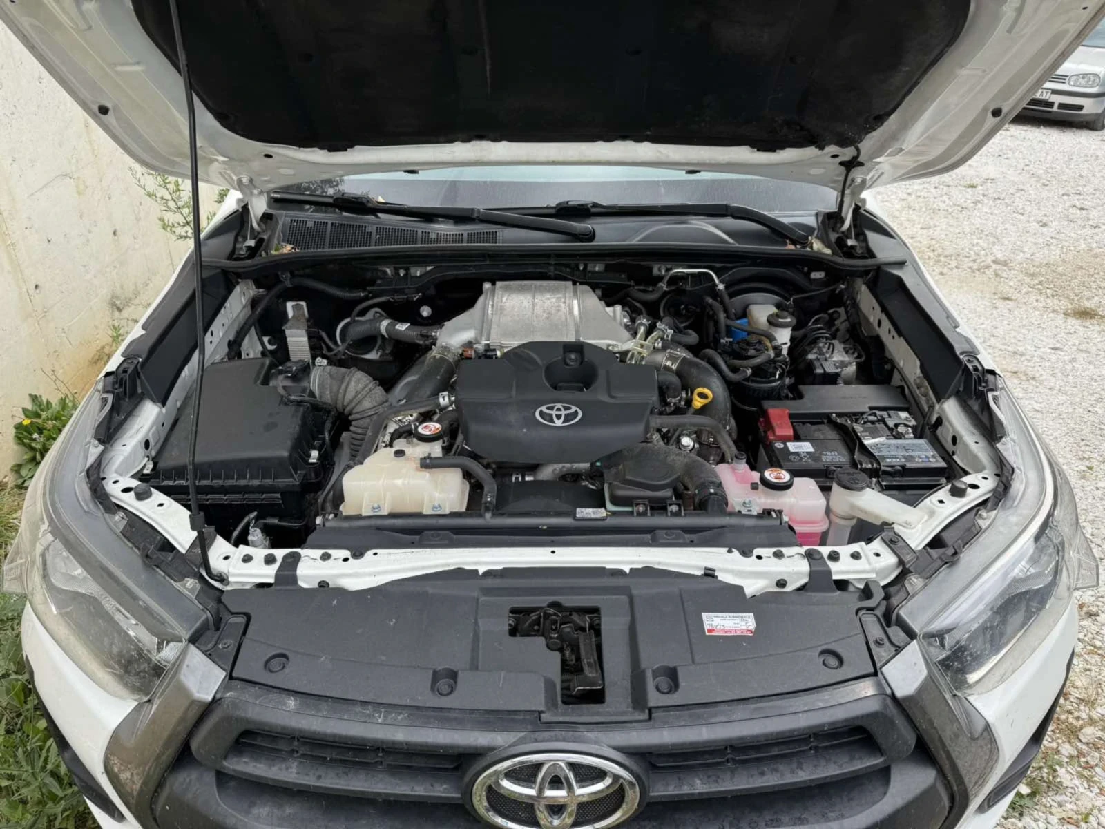 Toyota Hilux WHITE PEARL 2021 - изображение 3