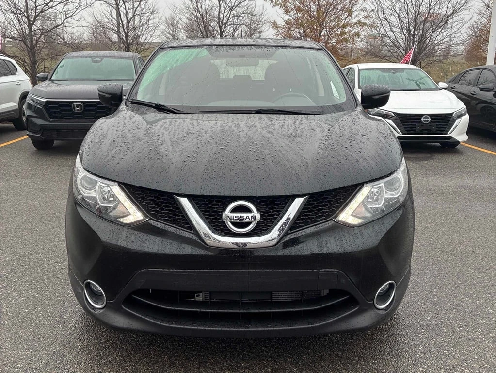 Nissan Qashqai * AWD SV CVT * CARFAX * ��� ������������ ������ | Mobile.bg � ����������� 5