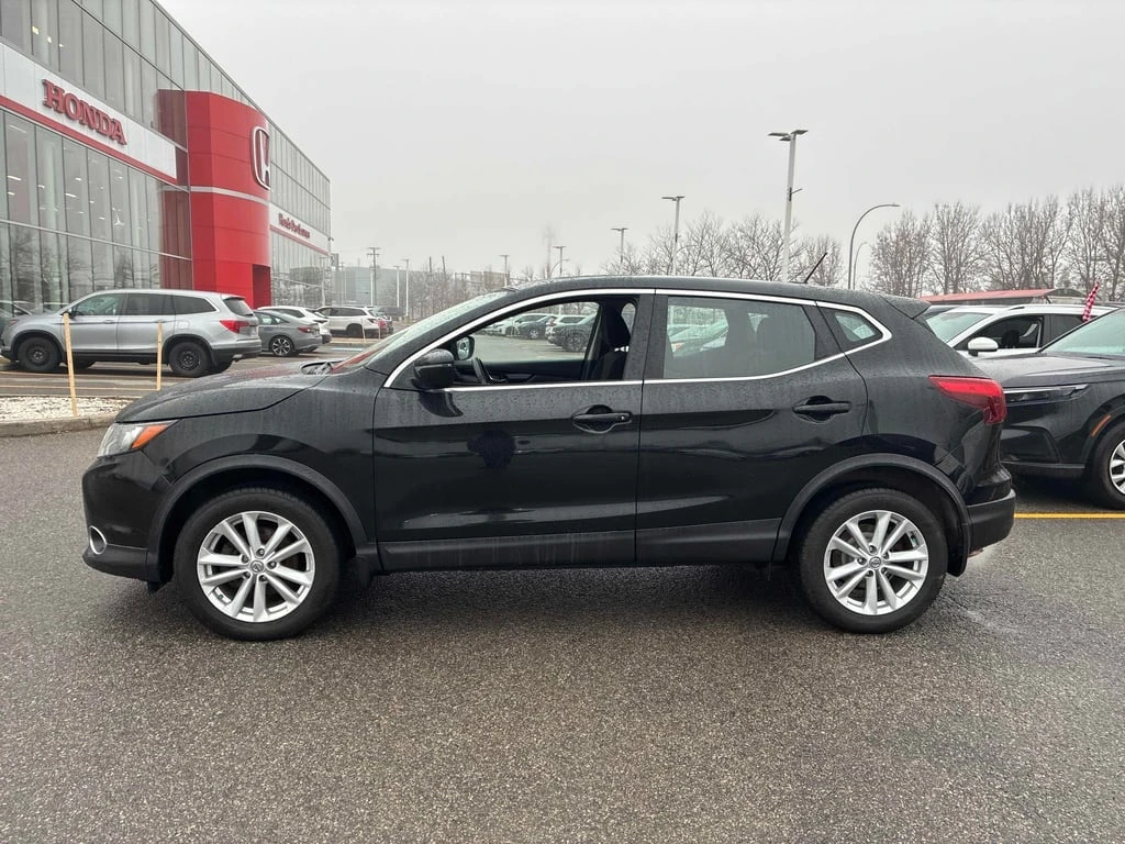 Nissan Qashqai * AWD SV CVT * CARFAX * ��� ������������ ������ | Mobile.bg � ����������� 2