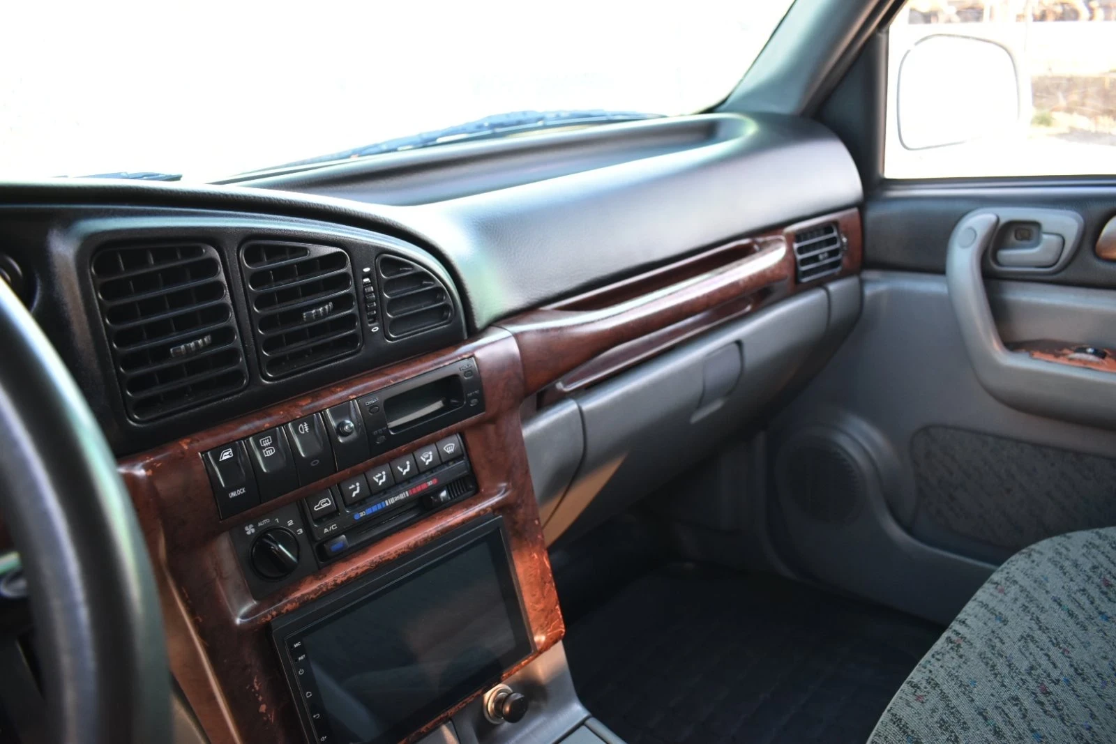 Daewoo Musso, снимка 12 - Автомобили и джипове - 54117998