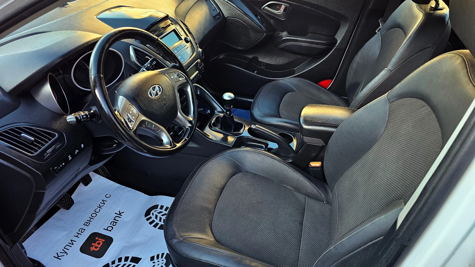 Hyundai IX35 2.0D-136kc-4x4, снимка 3 - Автомобили и джипове - 53770872