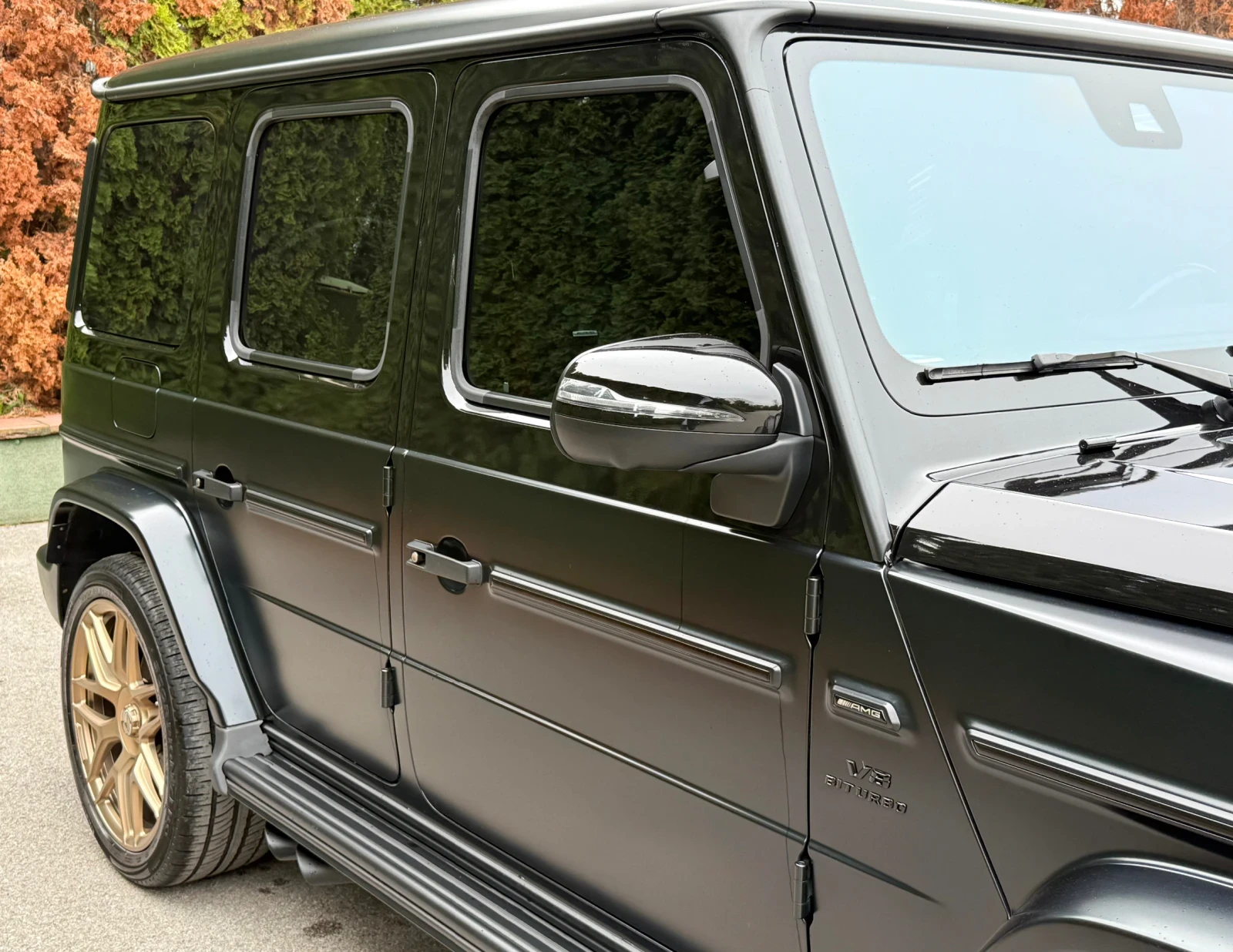 Mercedes-Benz G 63 AMG Carbon/Two-Tone/Burmaster/3xTv/Exclusive/22, снимка 5 - Автомобили и джипове - 54141053
