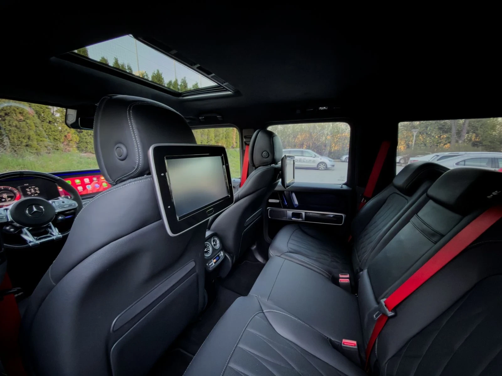 Mercedes-Benz G 63 AMG Carbon/Two-Tone/Burmaster/3xTv/Exclusive/22, снимка 14 - Автомобили и джипове - 54141053