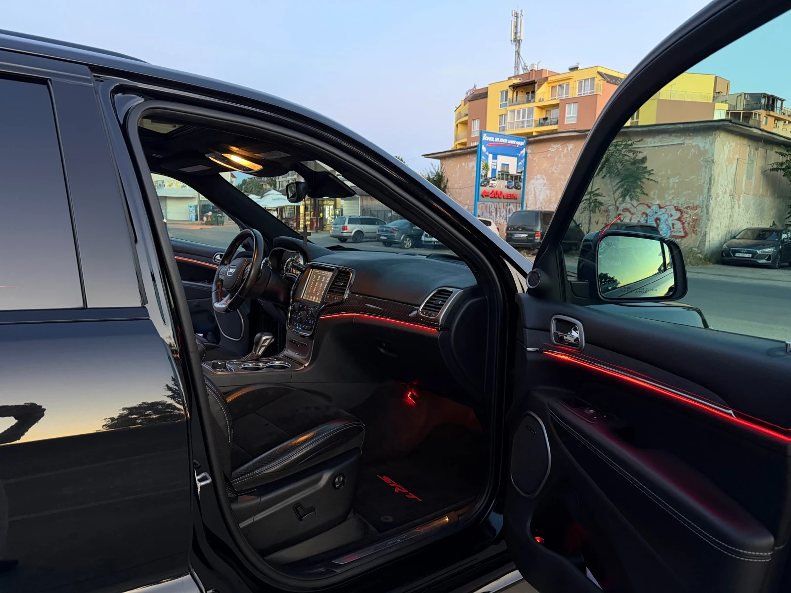 Jeep Grand cherokee Jeep Grand Cherokee 6.4 SRT 2017, снимка 16 - Автомобили и джипове - 54974764