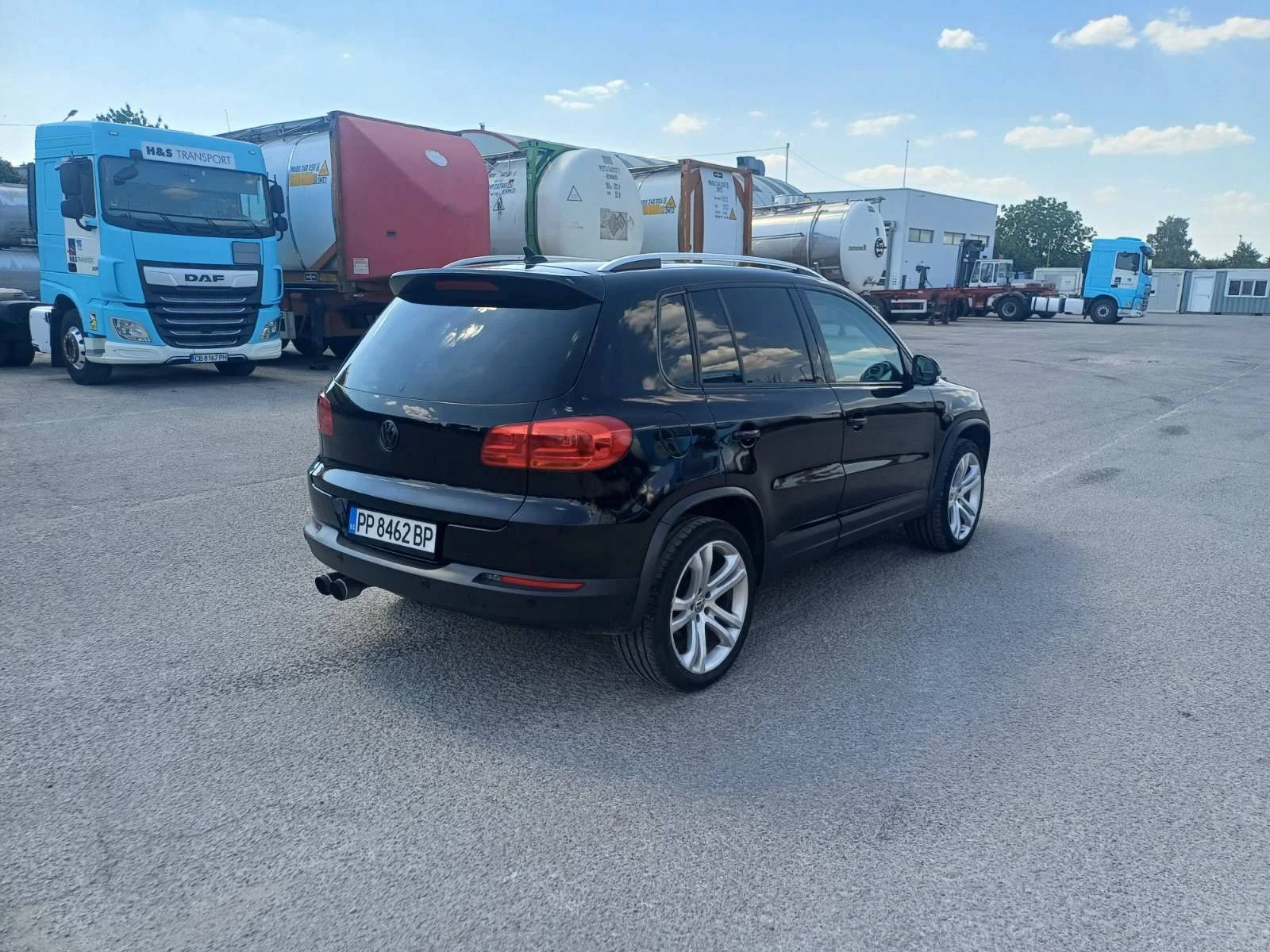 VW Tiguan, снимка 5 - Автомобили и джипове - 55556008