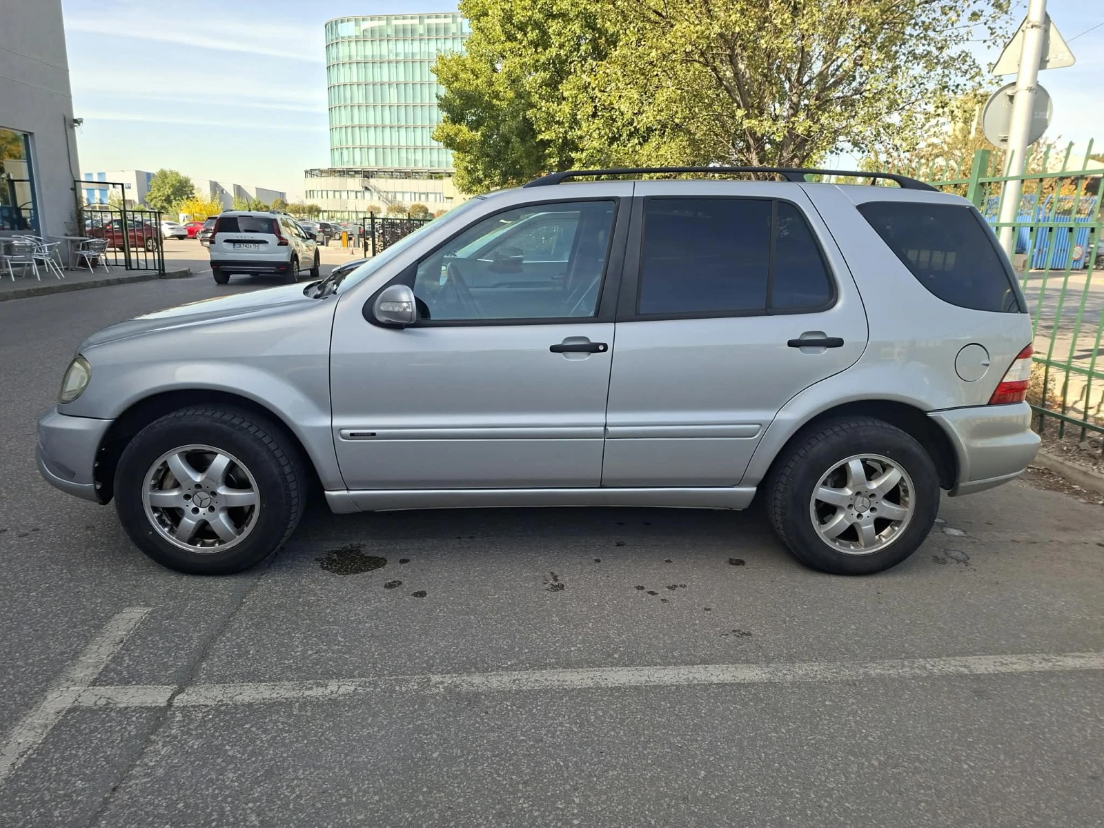 Mercedes-Benz ML 270 Inspiration, снимка 2 - Автомобили и джипове - 56415321