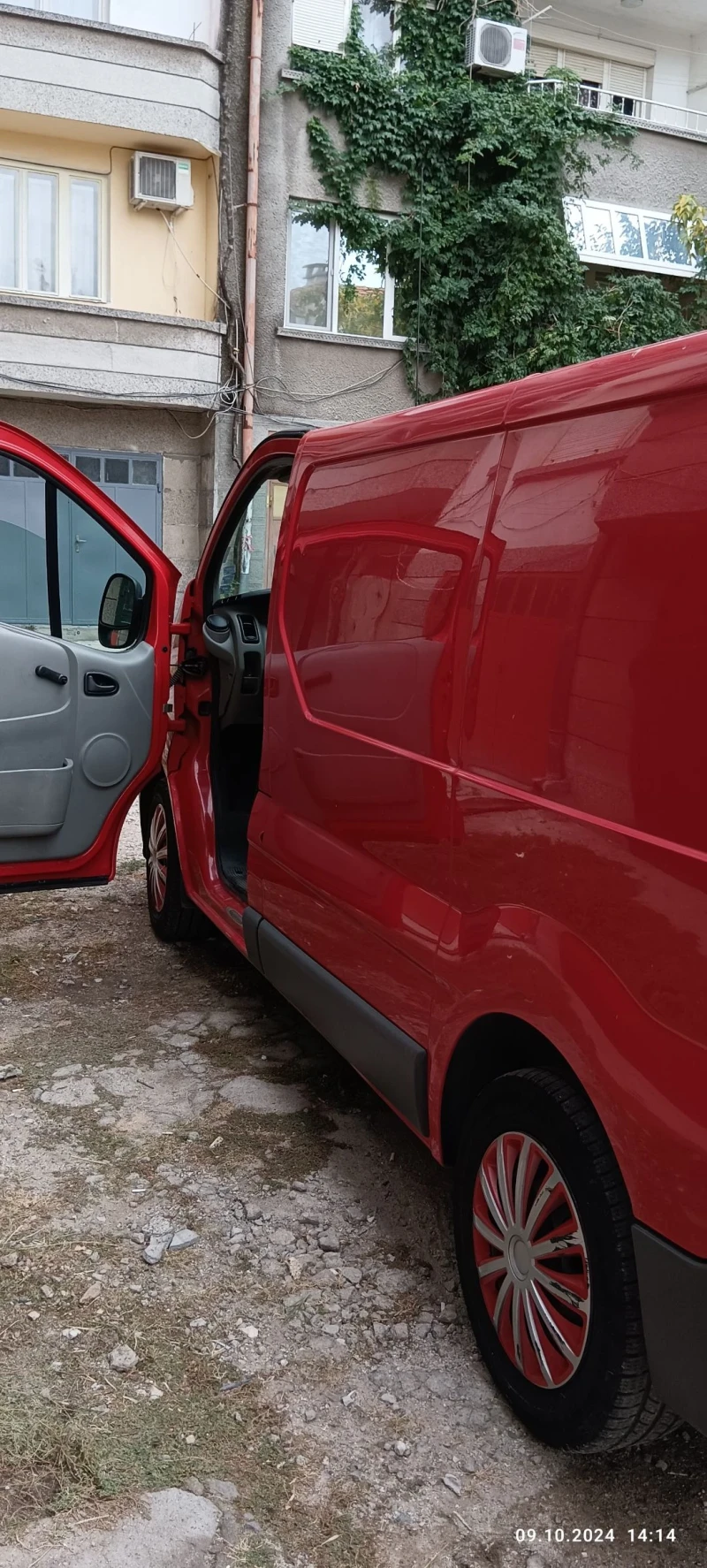 Renault Trafic, снимка 7 - Бусове и автобуси - 53301391