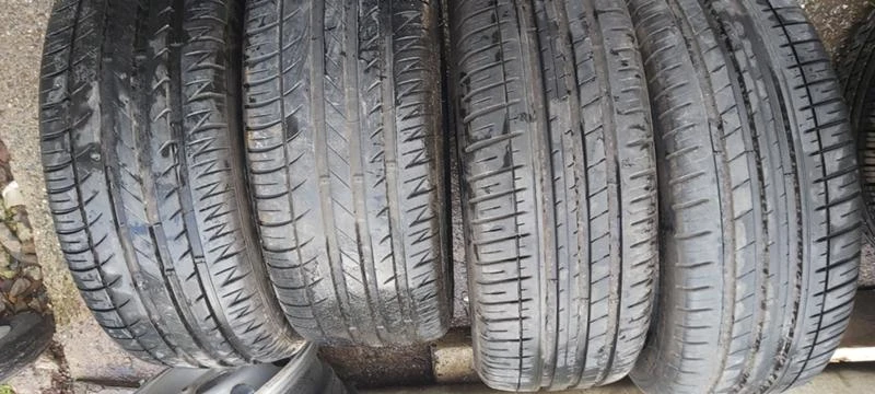 Гуми Летни 205/50R16, снимка 1 - Гуми и джанти - 32788052