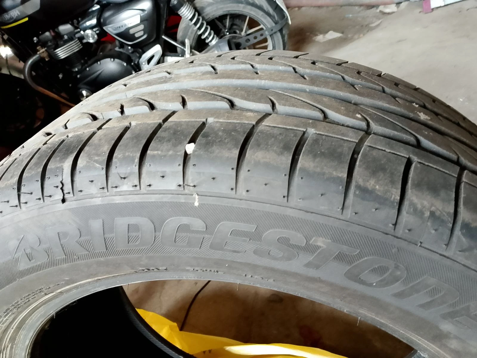 Гуми Летни 275/50R19, снимка 4 - Гуми и джанти - 54537279