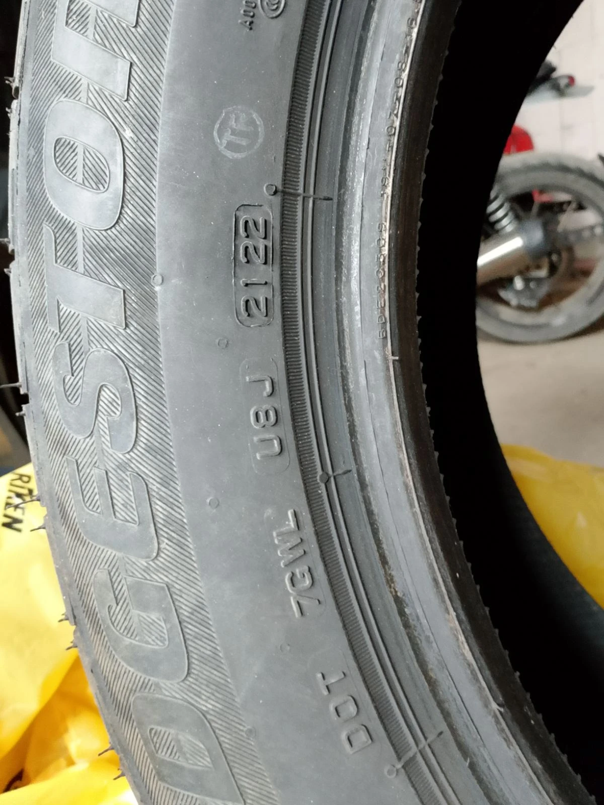 Гуми Летни 275/50R19, снимка 6 - Гуми и джанти - 54537279