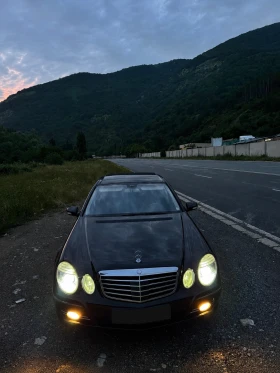 Mercedes-Benz E 320, снимка 2