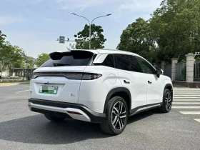 BYD Song L, снимка 2