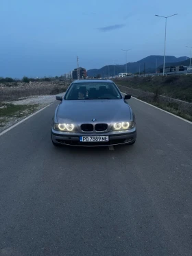     BMW 528