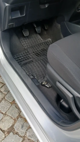 Toyota Yaris 1.33  | Mobile.bg    9