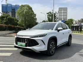 ������ BYD Song L